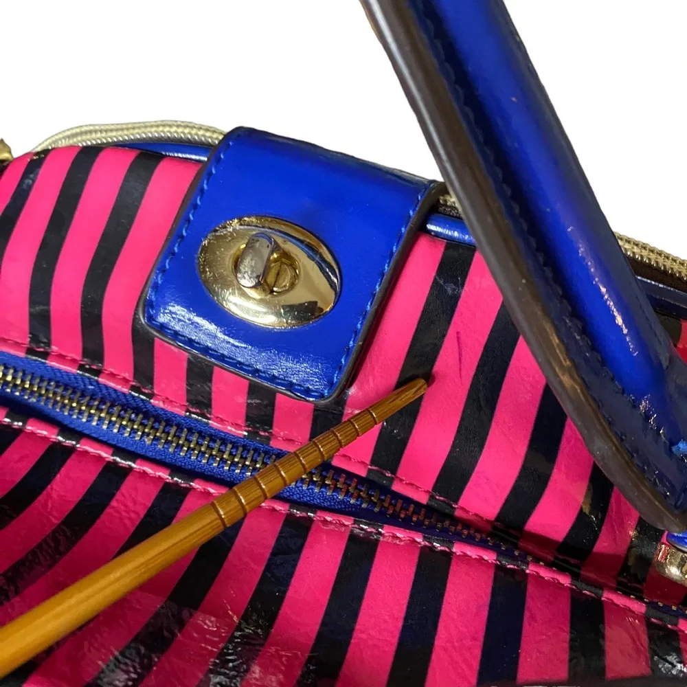 Nicole Lee 15 U.S.A. Multi Color floral bag - Picture 10 of 12